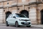 Renault Twingo Iconic 2017 года (UK)